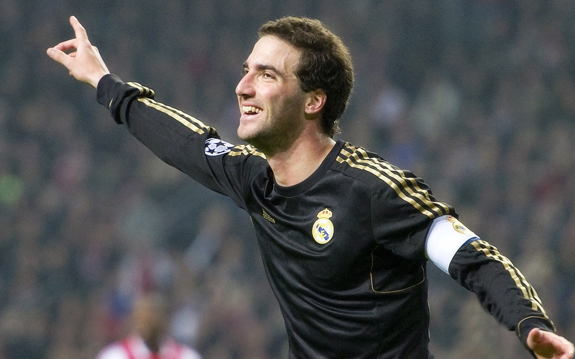 《Dota2》荣耀之巅决赛：谁将成为真正的王者？